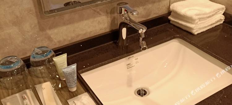 肇东玖栖宾馆(肇东火车站店)图片