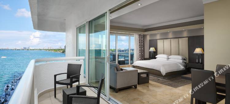 比斯坎湾逸林大酒店(DoubleTree by Hilton Grand Hotel Biscayne Bay)图片