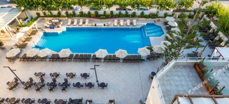 塞亚泰米斯宫殿酒店(Theartemis Palace)图片