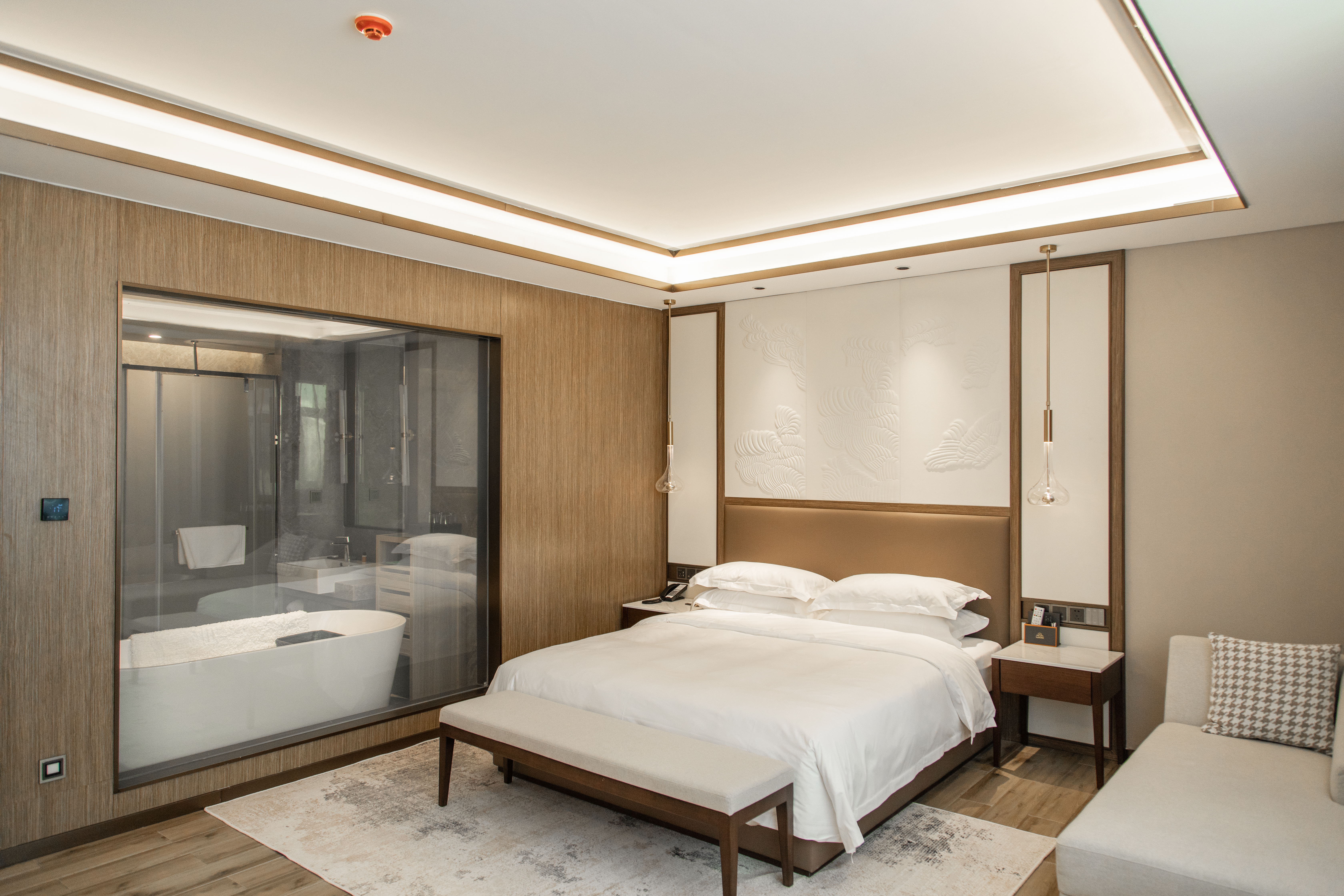 Yuehai Hotel FengningOver view