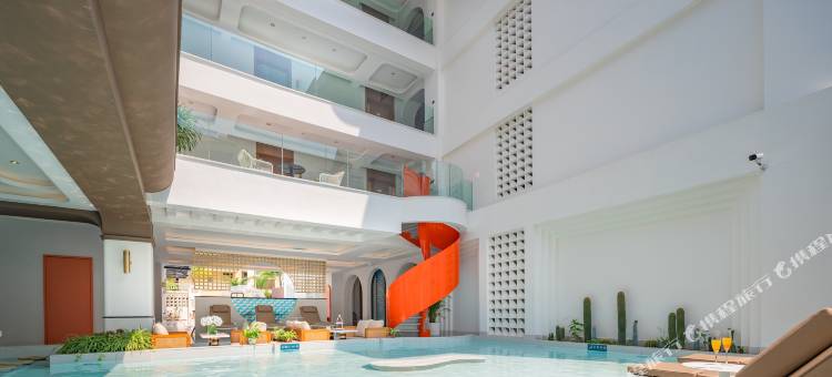 艾汀堡温泉酒店(西双版纳景洪告庄西双景星光夜市店)图片