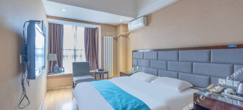 泊客之旅酒店(许昌胖东来天使城店)图片