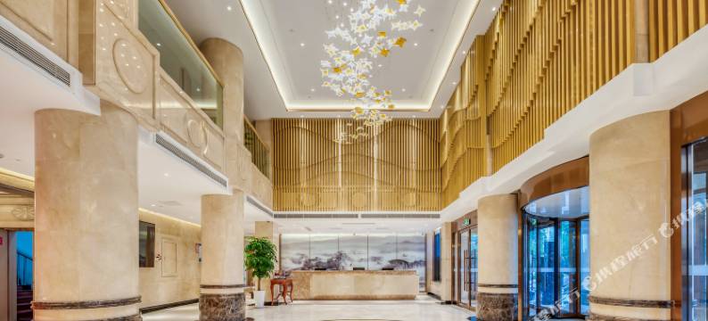 济南舜德蓝海大饭店(舜耕国际会展中心千佛山店)图片