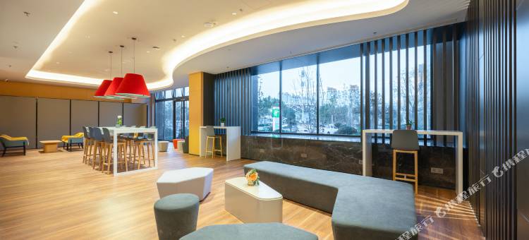 辛集中心智选假日酒店图片