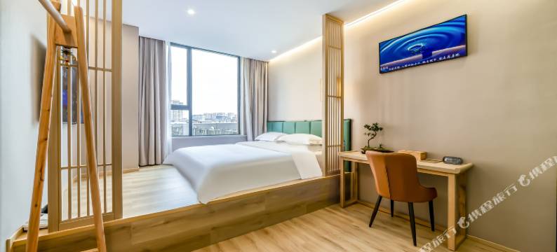 华亿水韵酒店(怡和春熙步行街万达店)图片