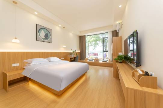 仁轩民宿(安仁古镇建川博物馆聚落店)