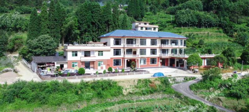 华雅山居民宿图片