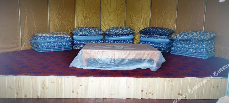 桑科大草原日月欢聚民宿图片