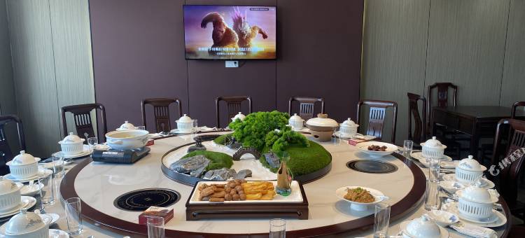 橙芷酒店(江西理工大学三江校区黄金机场店)图片