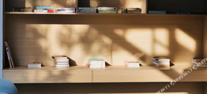 森巷酒店(大理洱海公园高铁站店)图片