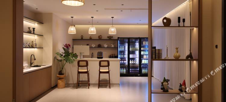 安吉云上草原·伴山美宿(熊猫部落探险乐园店)图片