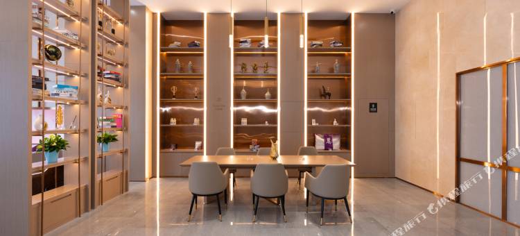 麗枫酒店(乌鲁木齐天山国际机场阳光恒昌万象天地店)图片