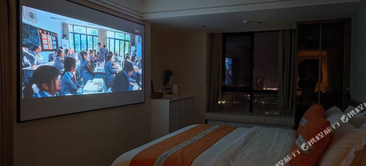 榴莲HOME°民宿(广安吾悦广场店)图片