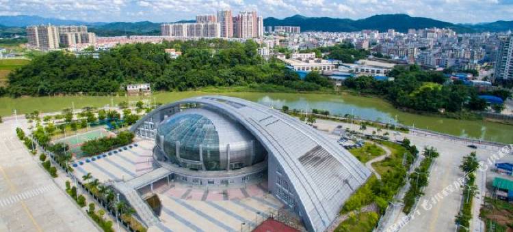 金城智慧酒店(怀集高铁站商业步行街店)图片