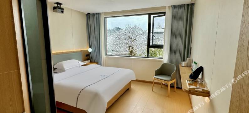 峨眉山金山饭店(雷洞坪车站店)图片