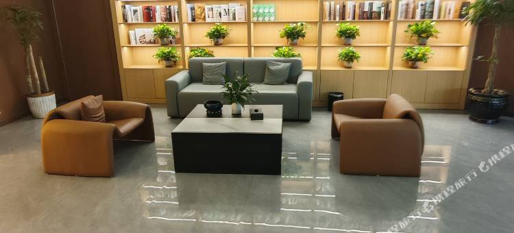 七十二候星荷酒店(普者黑风景区青龙山店)图片