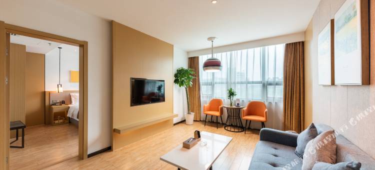 山水时尚酒店(长沙五一广场火车站地铁站店)图片