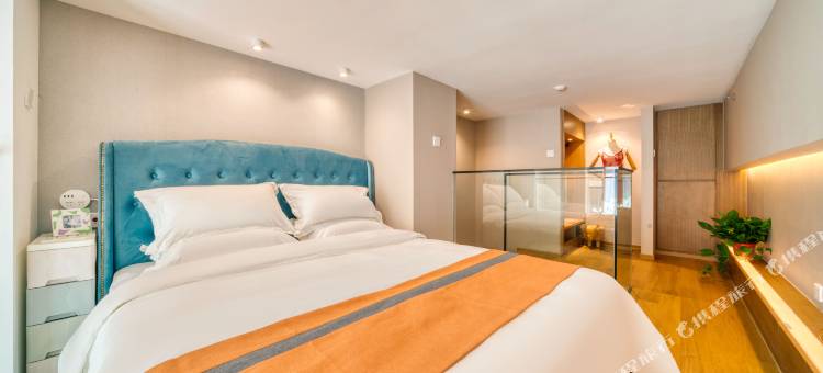 蜜月loft影院酒店(杭州火车东站店)图片