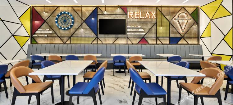Holiday Inn Express 新加坡实龙岗智选假日酒店(Holiday Inn Express Singapore Serangoon)图片