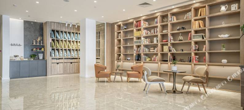 汉庭优佳酒店(北京国贸九龙山地铁站店)图片