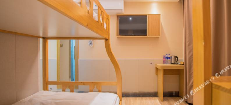 华敏青旅(上海南京东路步行街店)图片