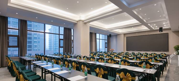 戴姆斯至尊酒店(沅江店)图片