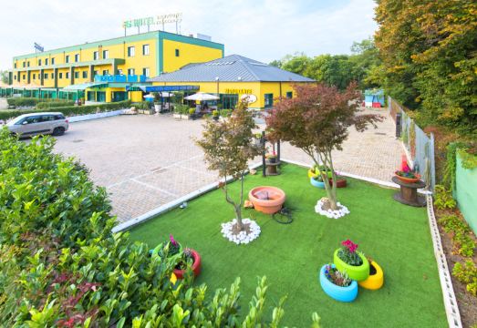 AS Hotel Sempione Fiera Hotel Overview