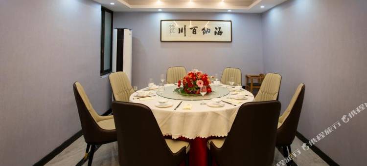 甘棠桥大酒店(湖州爱山广场衣裳街店)图片