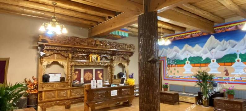 香格里拉嘎日宗艺庄园图片