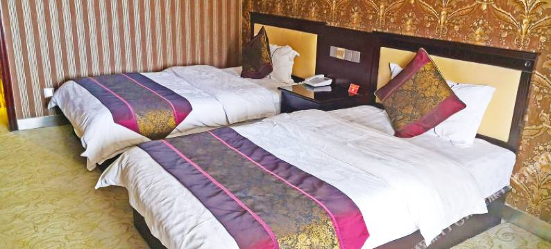 丽江热带雨林酒店图片