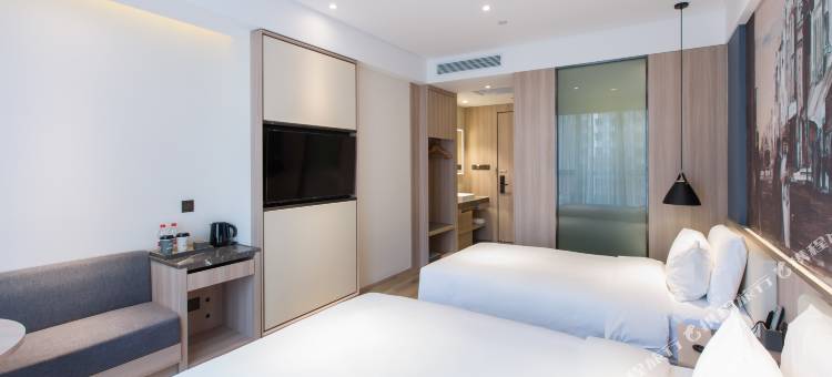 哈尔滨哈西理工大学地铁站亚朵酒店图片