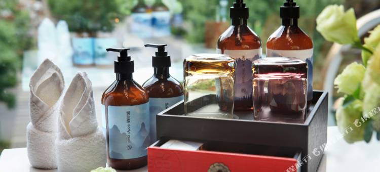 丽橙酒店·逸(西安永宁门省人民医院黄雁村地铁站店)图片