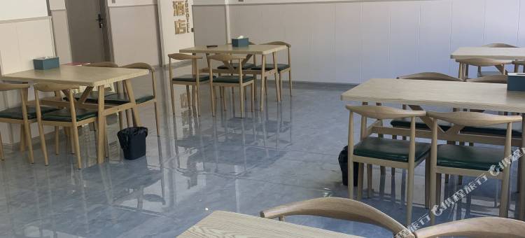 巴塘措普山居酒店图片
