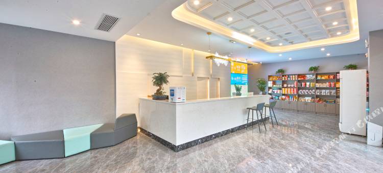 云朵酒店(政务文化新区省立医院南区店)图片