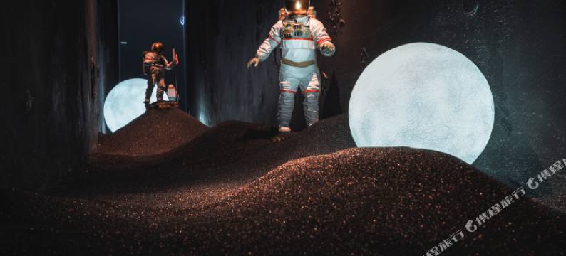 重庆JETBEAR设计师酒店(解放碑洪崖洞店)图片