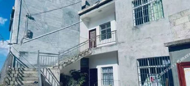 万客隆民宿(镇雄高铁站店)图片