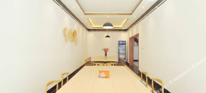 北海银滩觅里民宿(北海国际客运港店)图片