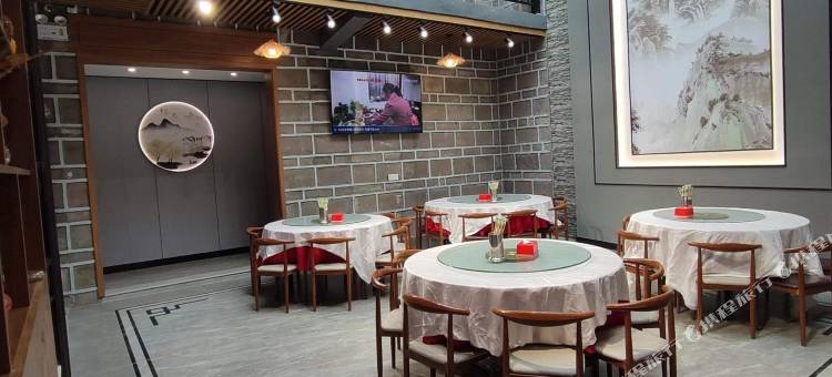 万仙山明苑楼(郭亮村店)图片