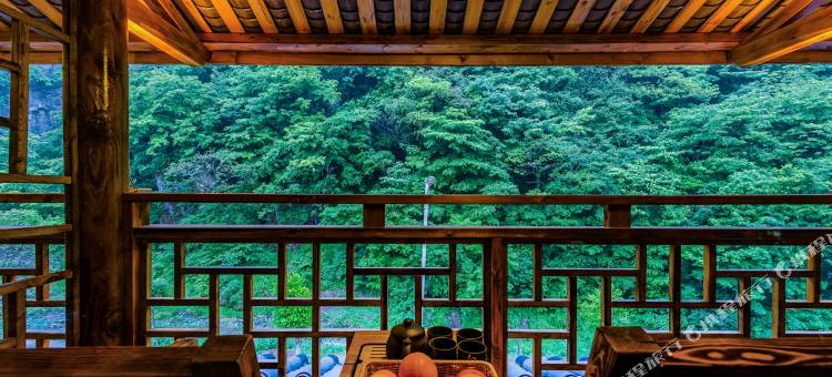 花筑·神农架云山湖畔民宿(大九湖坪阡古镇店)图片