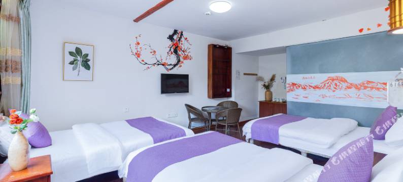 泸沽湖在路上·足迹民宿图片