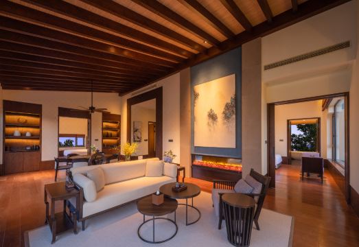 AHN LAN QIANDAOHUHotel Overview