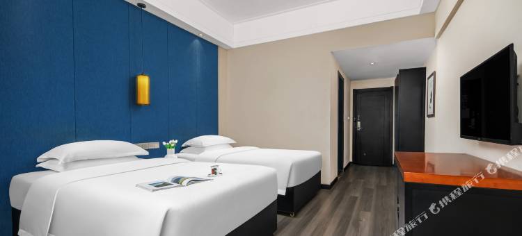 上高新名典酒店(敖山大道镜山广场店)图片