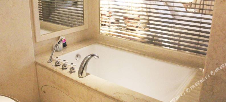 白金汉爵大酒店(苏州相城店)图片