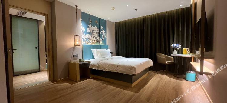 白玉兰酒店(锦州火车站中央大街店)图片