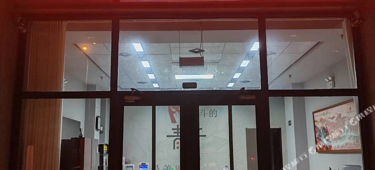 海岸宾馆(威海职业学院店)图片