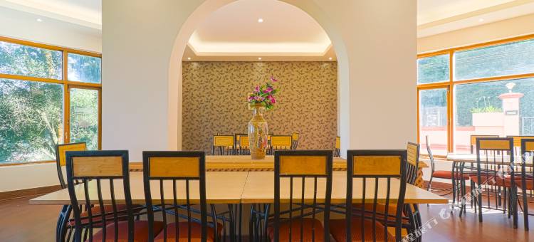 乌塔卡蒙德拜克阳光大酒店(The Byke Sunshine Grand Ooty)图片