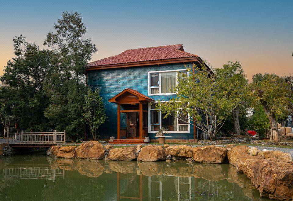 Wuhan Dongxihu Julong Lake Ecological Park over view