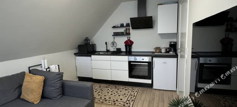 夜鶯：舒適時尚的一房公寓，附陽台和停車位(The Nightingale: Cozy & Stylish 1BR Apt w/ Balcony + Parking)图片