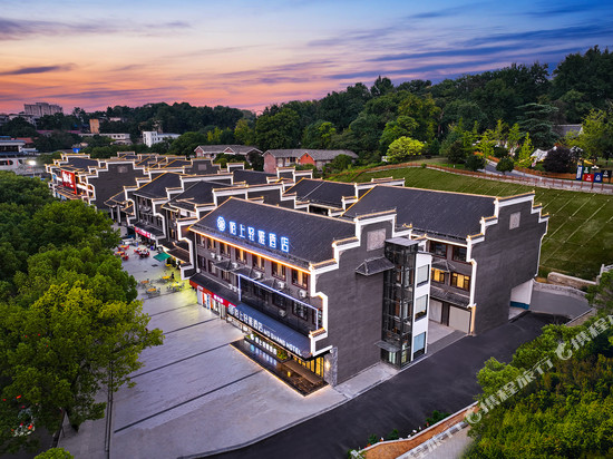 陌上轻雅酒店(永州零陵古城东山景区店)