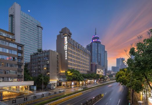 成都春熙路太古里丽柏酒店外景图